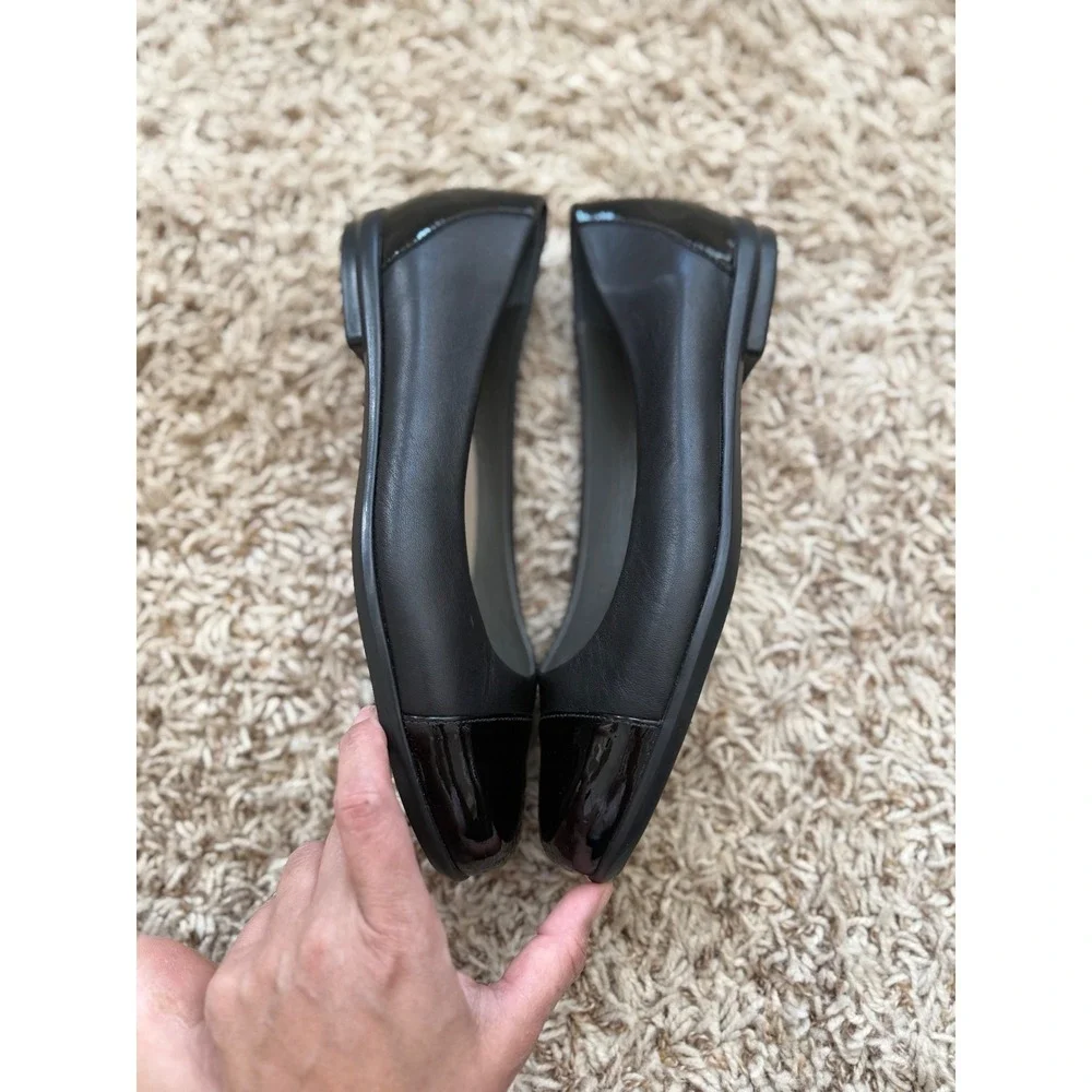 SAS Scenic Cap Toe Flats Size 10 Black Leather Patent Ballet NWOB Made USA